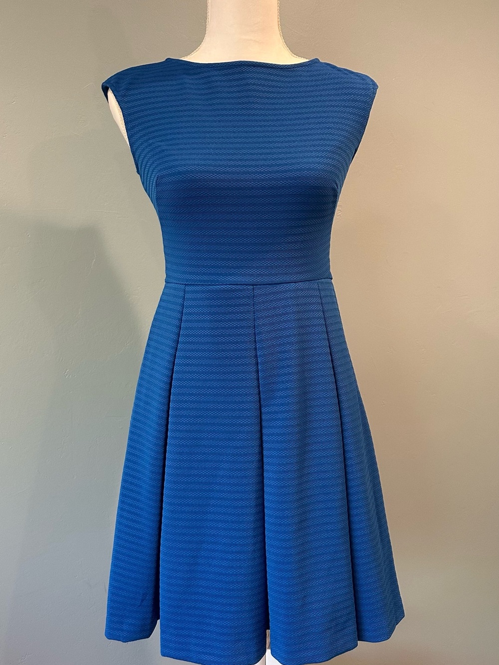 American Living Blue Textured Fit & Flare Dress Size 2 NWT